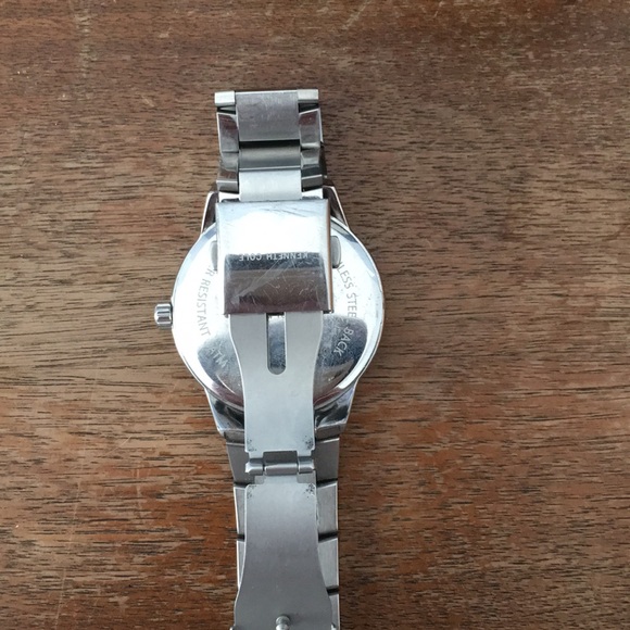 Kenneth Cole watch - Picture 3 of 4